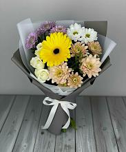 Букет цветов из:  Розы, Герберы и Хризантемы в Брюховецкой