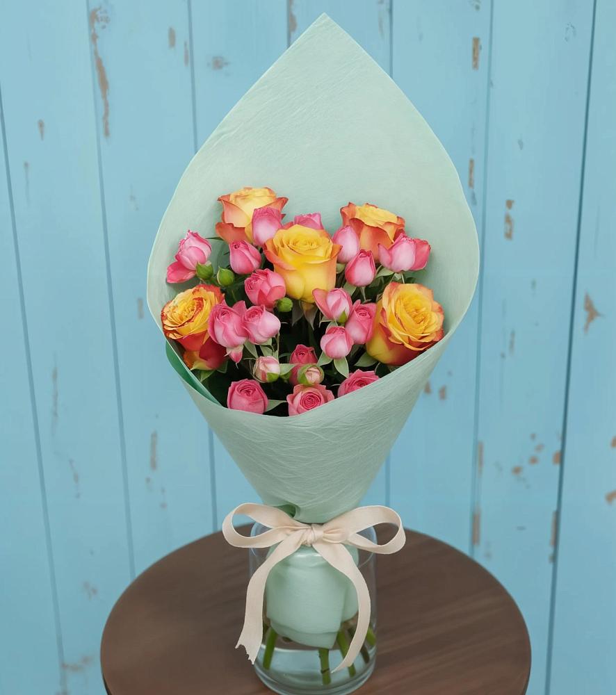 Букет цветов из: Розы в Брюховецкой