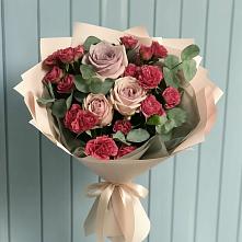 Букет цветов из:  Гвоздики и Розы в Брюховецкой