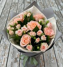 Букет цветов из:  Розы в Брюховецкой